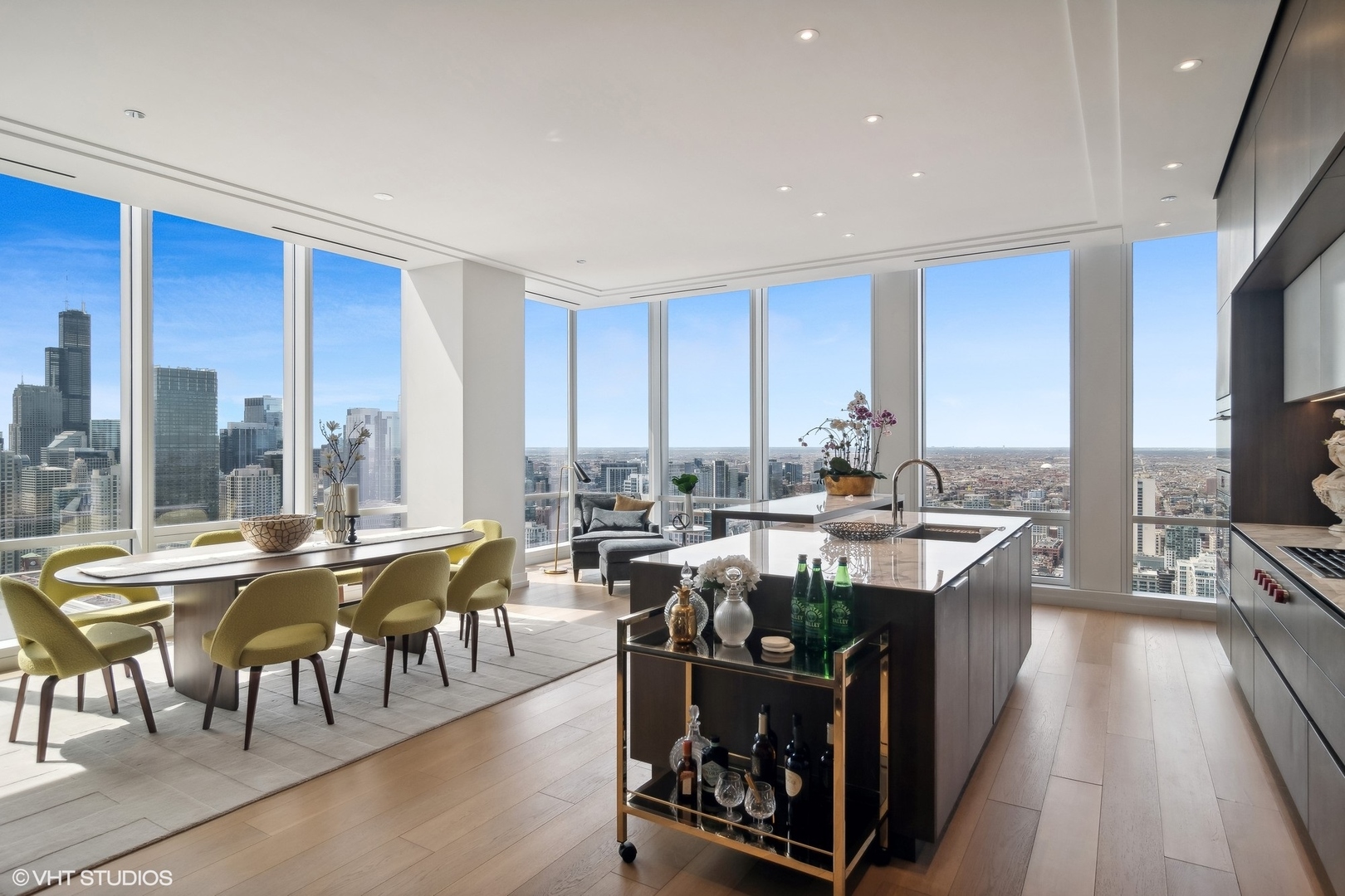 14 W Superior Street Unit: 4502