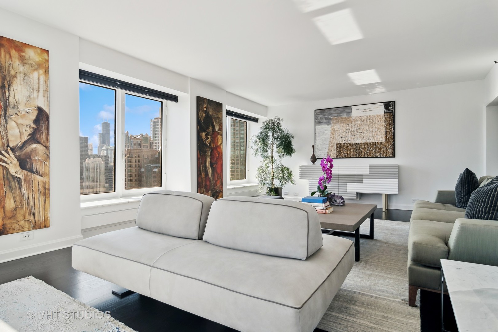 161 E Chicago Avenue Unit: 31B