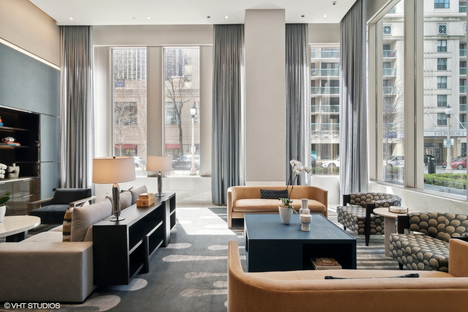 14 W Superior Street Unit: 4502